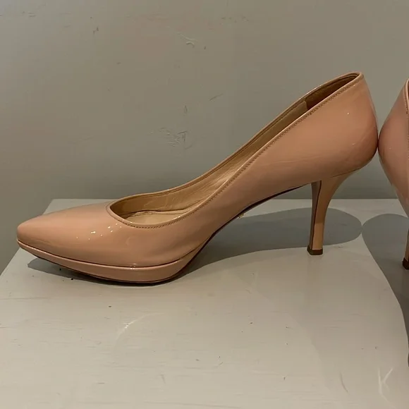 Vintage Prada Nude Heels - Size 37 - Picture 7 of 14